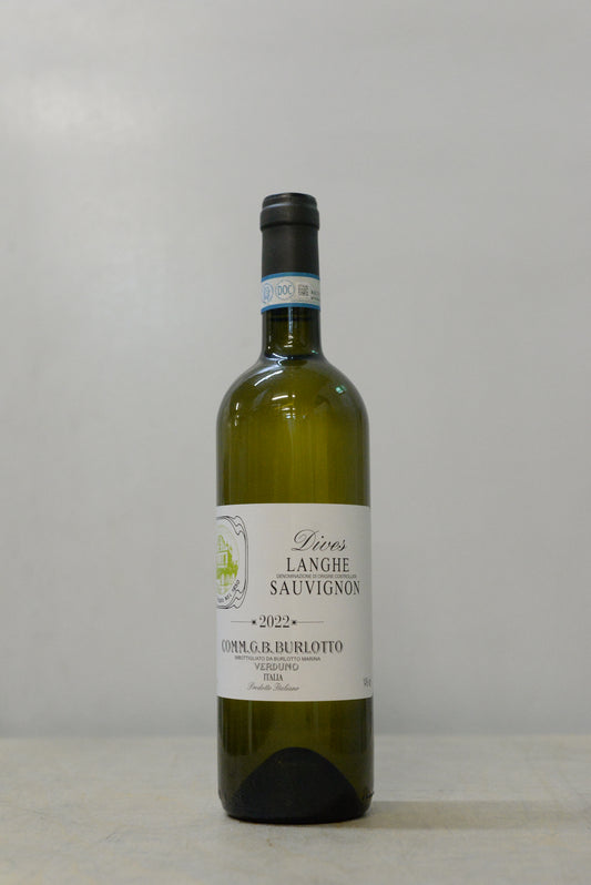 2022 Comm. G.B. Burlotto "DIVES" Langhe Sauvignon DOC